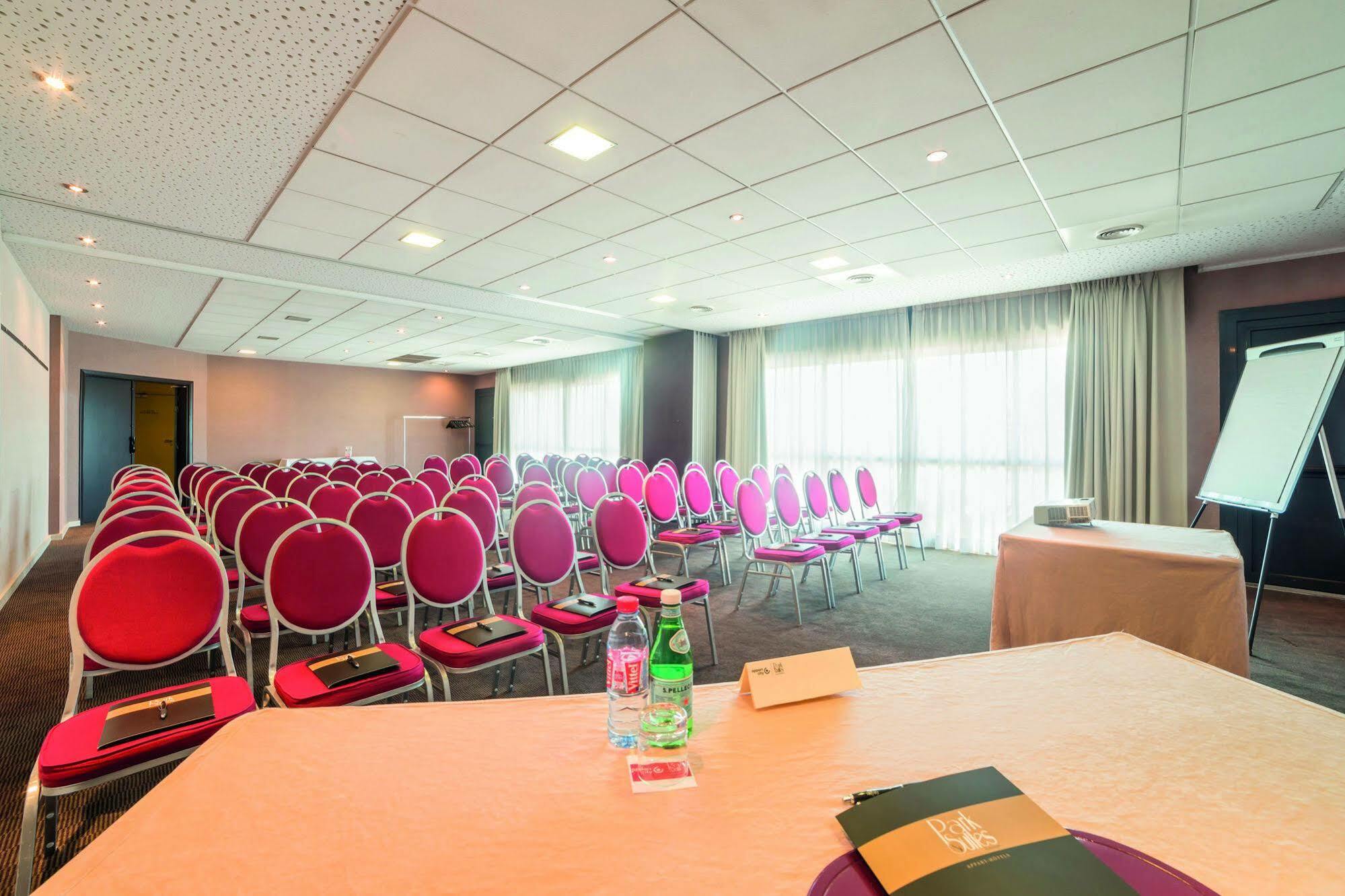 Clarion Aparthotel Toulouse Blagnac Airport Exterior foto